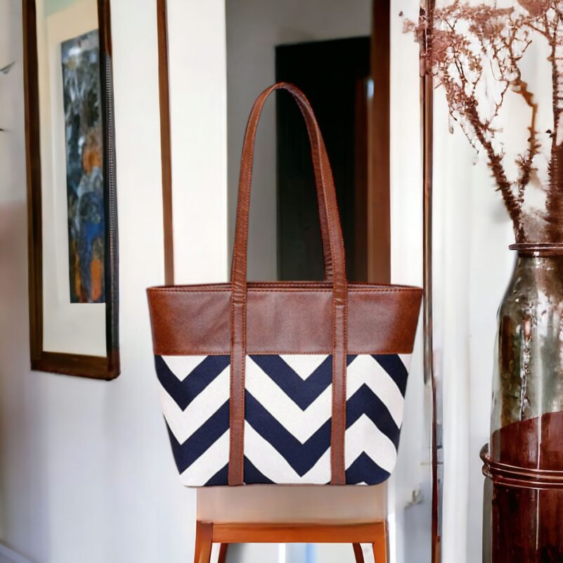 ZIG ZAG TOTE