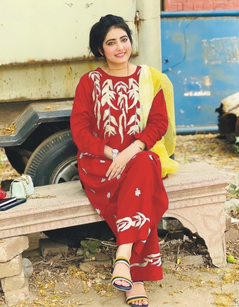 2025 Summer Collection stitched 2pcs suit - Image 2